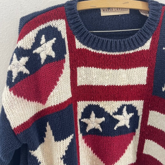 Marsh Landing Sweaters - VTG 90s Grunge Thrashed Patriotic‎ Sweater M American Flag Stars Stripes Knit